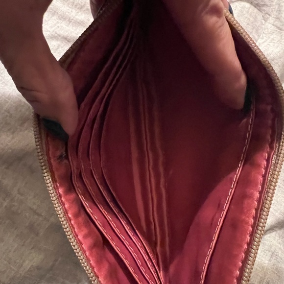 Coach wristlet - Picture 3 of 7